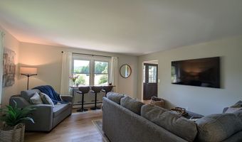 154 West St, Barton, VT 05822