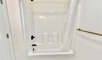 3725 Elmore Dr, Alton, IL 62002