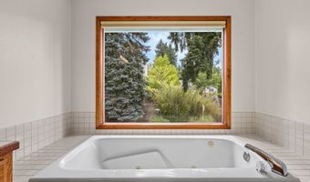 15355 SW SANDPIPER Ln, Beaverton, OR 97007