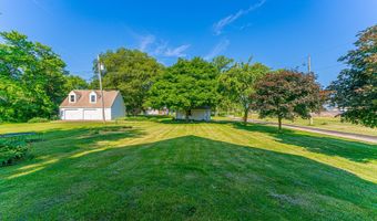 102 S Oak St, Arrowsmith, IL 61722