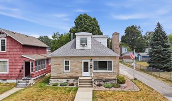 702 N Van Buren St, Auburn, IN 46706