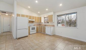3199 N Cribbens Ave, Boise, ID 83713