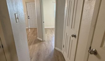 808 810 812 N Roselawn Ave, Artesia, NM 88210