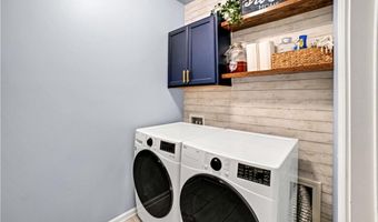 115 Creekside Bluff Way, Auburn, GA 30011