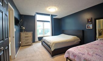 3239 Oak Tree Dr N, Indianapolis, IN 46227