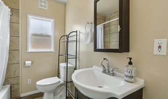 13155 Gault, Los Angeles, CA 91605