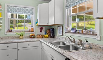90 Spence St, Athens, TN 37303