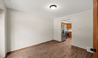 2805 NW Park Ln, Ankeny, IA 50023