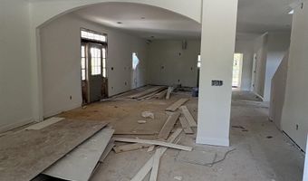 138 S Pine St, Batesburg, SC 29006