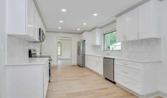 12 Mountain Laurel Dr, Aiken, SC 29801