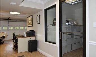 4115 Mendon Rd, Cumberland, RI 02864