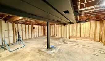 74 Plymouth Rd, East Providence, RI 02914