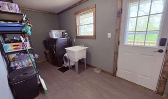 621 Hwy 62 W, Ash Flat, AR 72513
