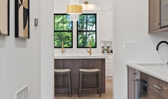 4911 37TH St N, Arlington, VA 22207