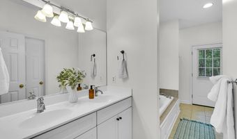23 Little Creek Rd, Beaufort, SC 29907