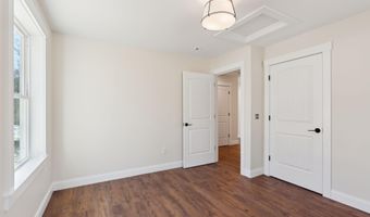 1542 Foxes Ridge Rd, Acton, ME 04001