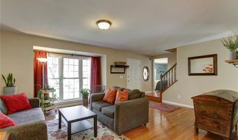 564 Woodlyn Xing, Ballwin, MO 63021