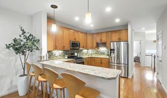 3041 Lavinia Ave, Cincinnati, OH 45208