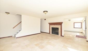 9 Cabot Rd W, Massapequa, NY 11758
