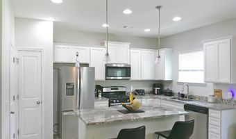 62 Keowee Ln, Beaufort, SC 29906
