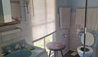 880 Sellers Rd, Baxley, GA 31513