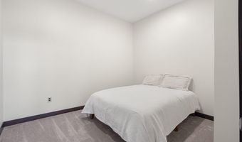 120 Twin Steeples Cir NE Unit 315, Dyersville, IA 52040