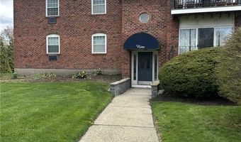 3 Admiralty Dr 8-6, Middletown, RI 02842