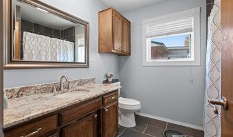 3133 Cardinal Dr, Ardmore, OK 73401