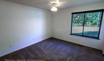 9 Piccadilly Ln, Bella Vista, AR 72714