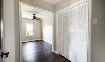 702 13th St, Altavista, VA 24517