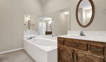 2407 LACOSTA Dr, Bartlett, TN 38134