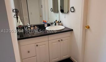 3475 N Country Club Dr 603, Aventura, FL 33180