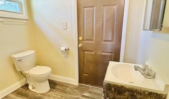 721 N Broadway St, Albany, IN 47320