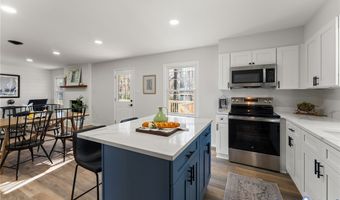 405 Thompson St, Ashland, VA 23005