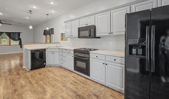 1301 NW 5 St, Abilene, KS 67410