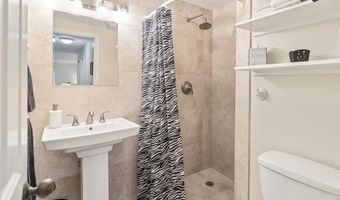 40 Halili Ln 4D, Kihei, HI 96753