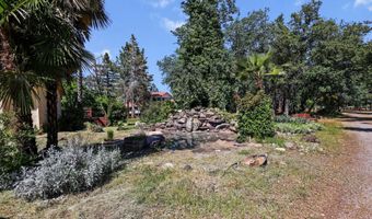 17710 China Gulch Dr, Anderson, CA 96007