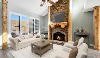 37222 N TOM DARLINGTON Dr 12, Carefree, AZ 85377