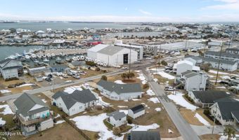 203 Old Causeway Rd, Atlantic Beach, NC 28512