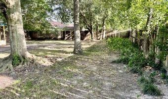 751 Canterbury Dr, Biloxi, MS 39532