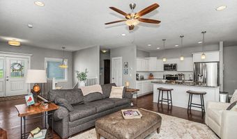 1408 Ledges Dr, Ames, IA 50010