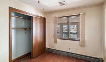 397 Bayview Ave, Bayville, NJ 08721
