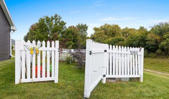 4410 W CAPITOL Dr, Appleton, WI 54913