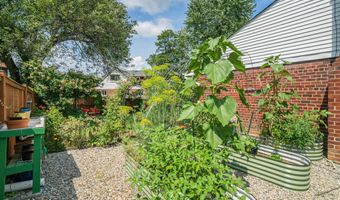 3804 LAKOTA Rd, Alexandria, VA 22303