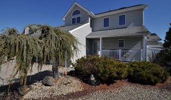 19 Centerboard Dr, Bayville, NJ 08721
