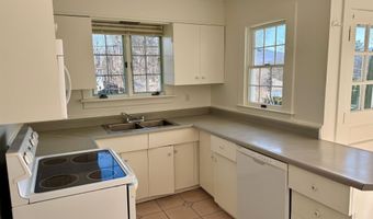 2 Pine Rd, Bennington, VT 05201