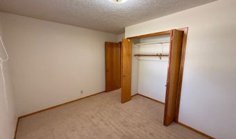 412 H St, Aurora, NE 68818
