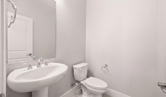 2825 Crusader St, Alameda, CA 94501
