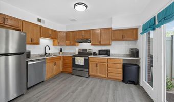9191 Villaridge Ct, Affton, MO 63123