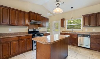 12316 Styles Rd, Bauxite, AR 72011